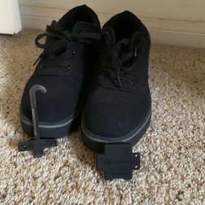 Heely’s black canvas sneakers size 8 Mens